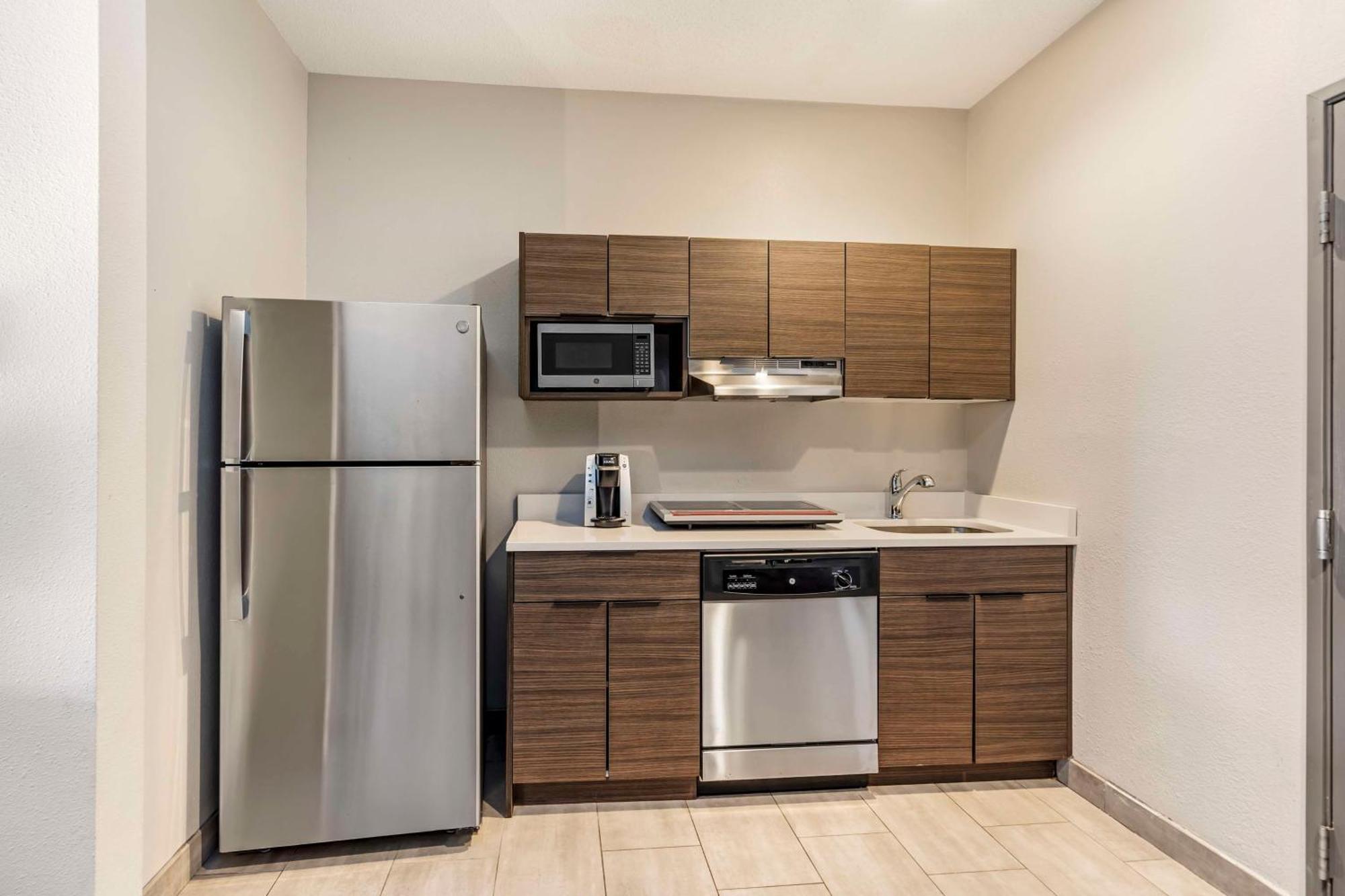 Best Western Plus Bourbonnais Hotel & Suites Luaran gambar