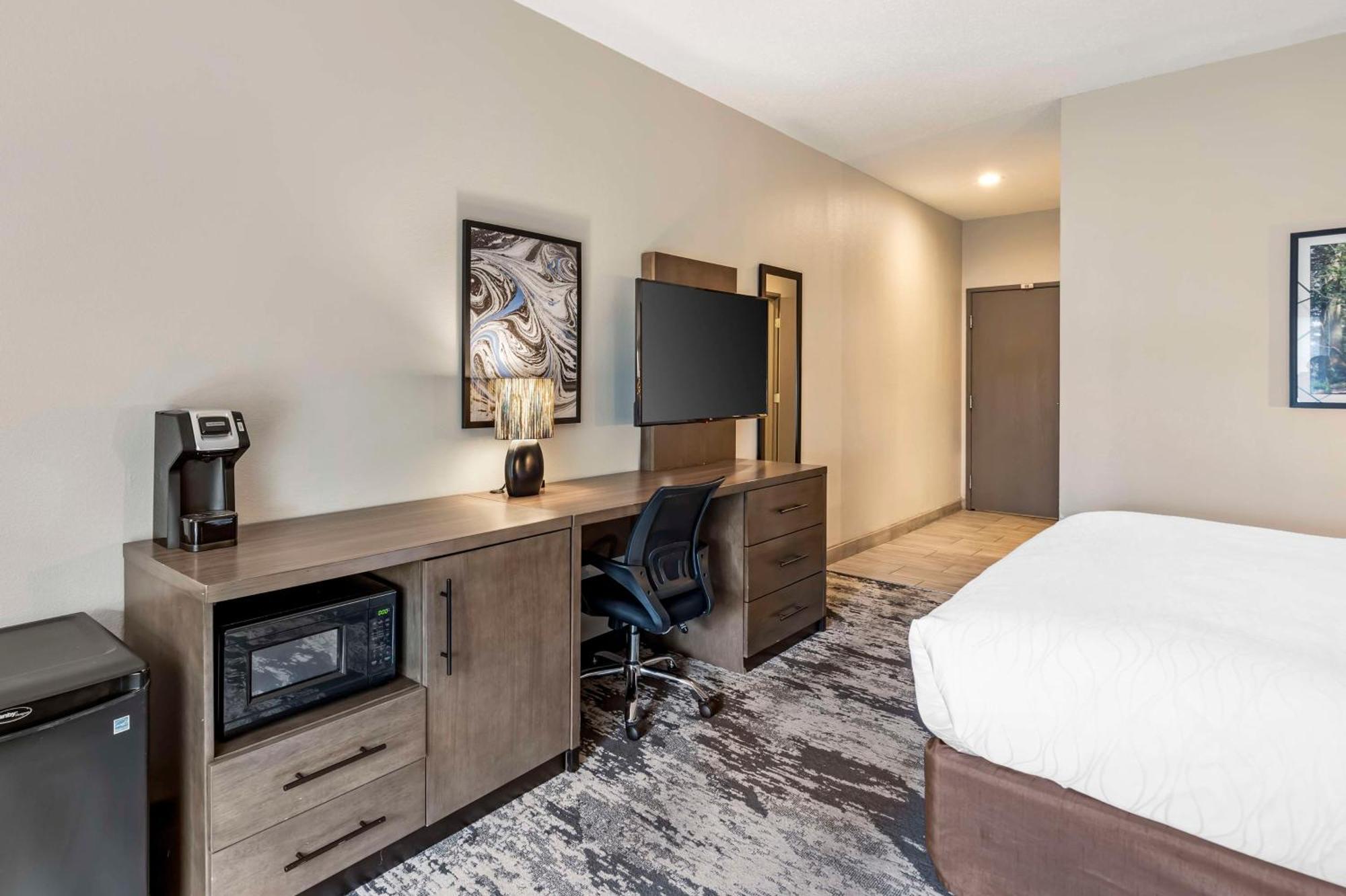Best Western Plus Bourbonnais Hotel & Suites Luaran gambar