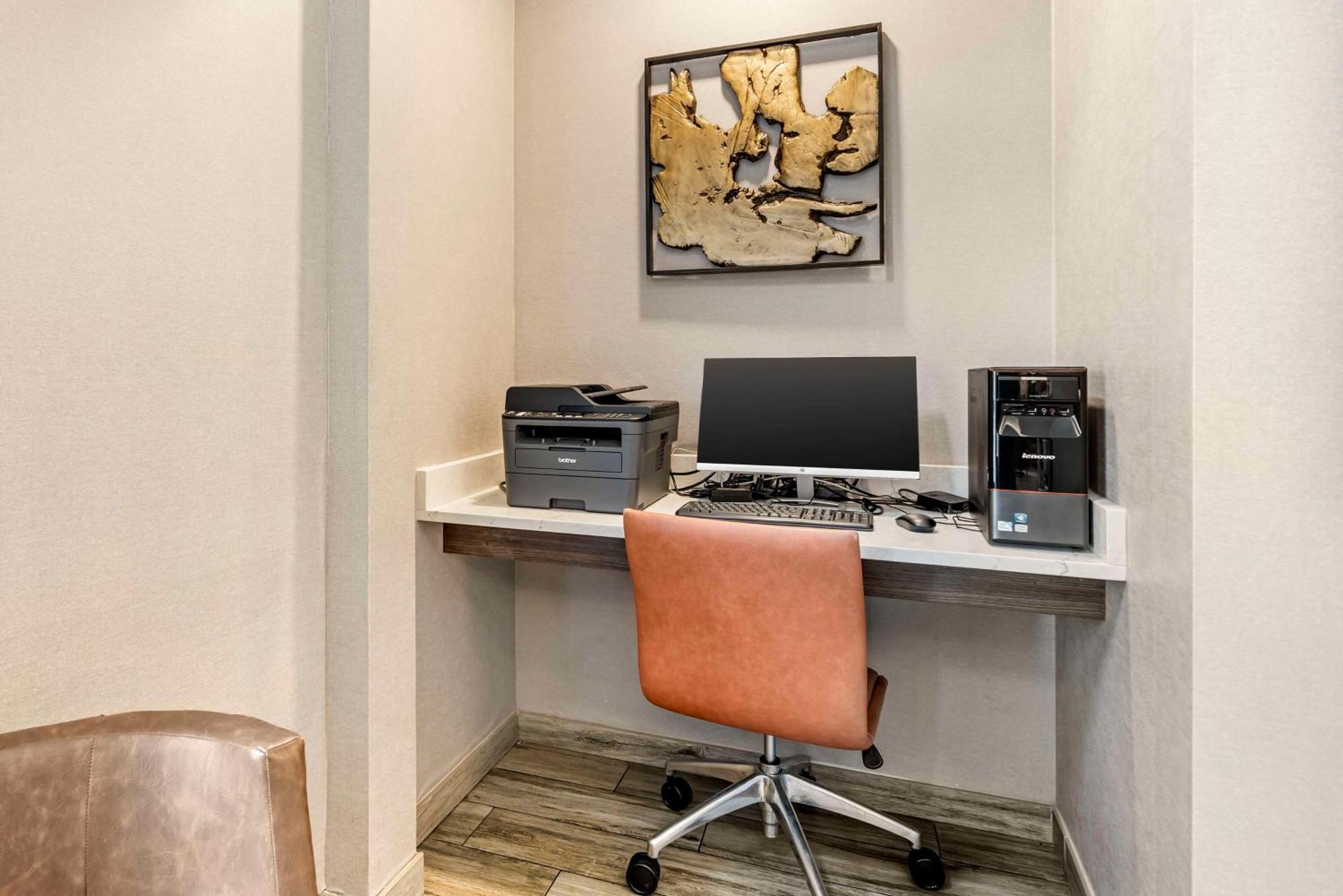 Best Western Plus Bourbonnais Hotel & Suites Luaran gambar
