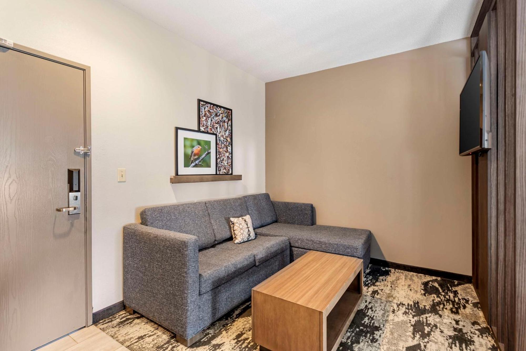 Best Western Plus Bourbonnais Hotel & Suites Luaran gambar