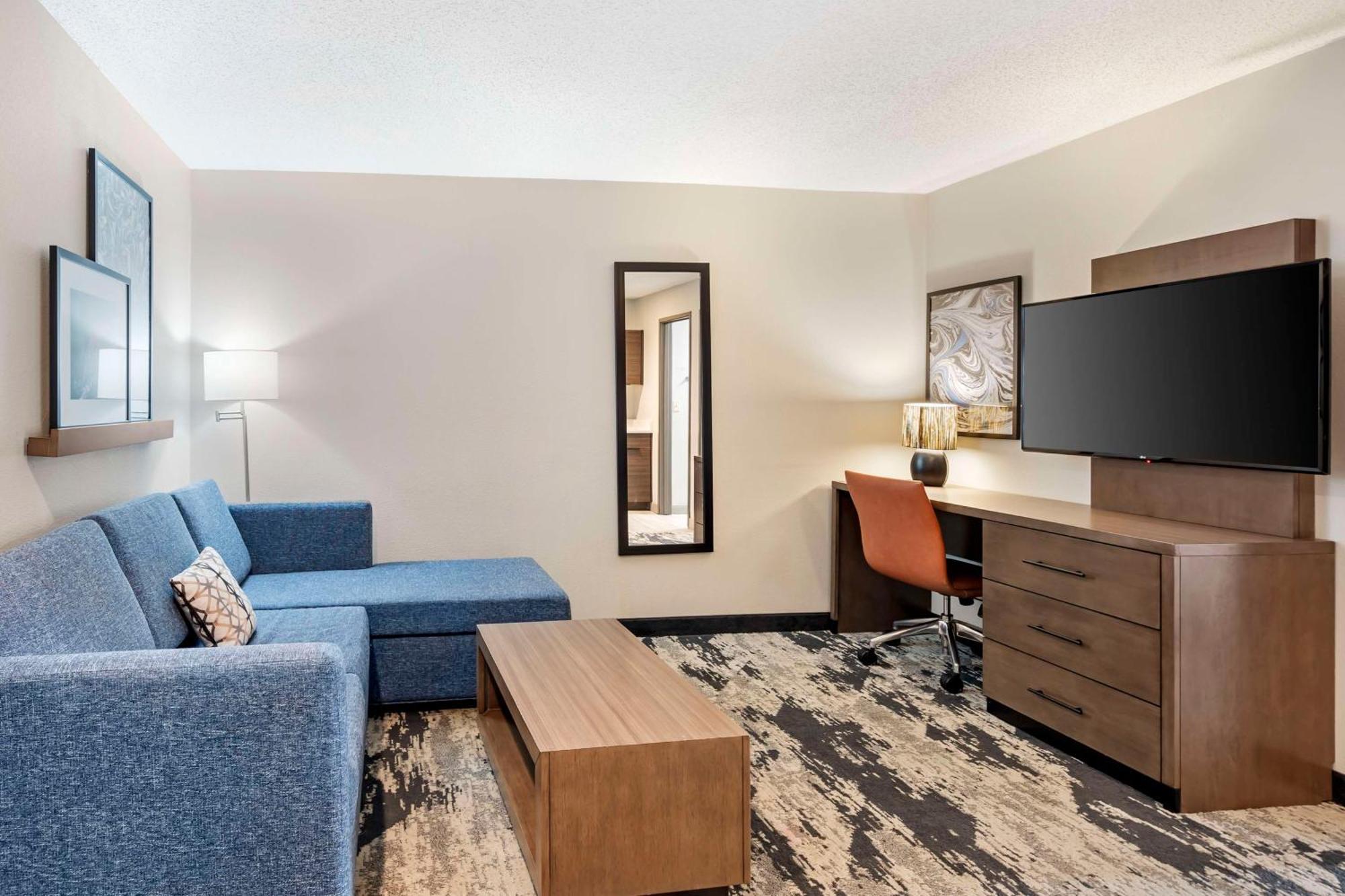 Best Western Plus Bourbonnais Hotel & Suites Luaran gambar