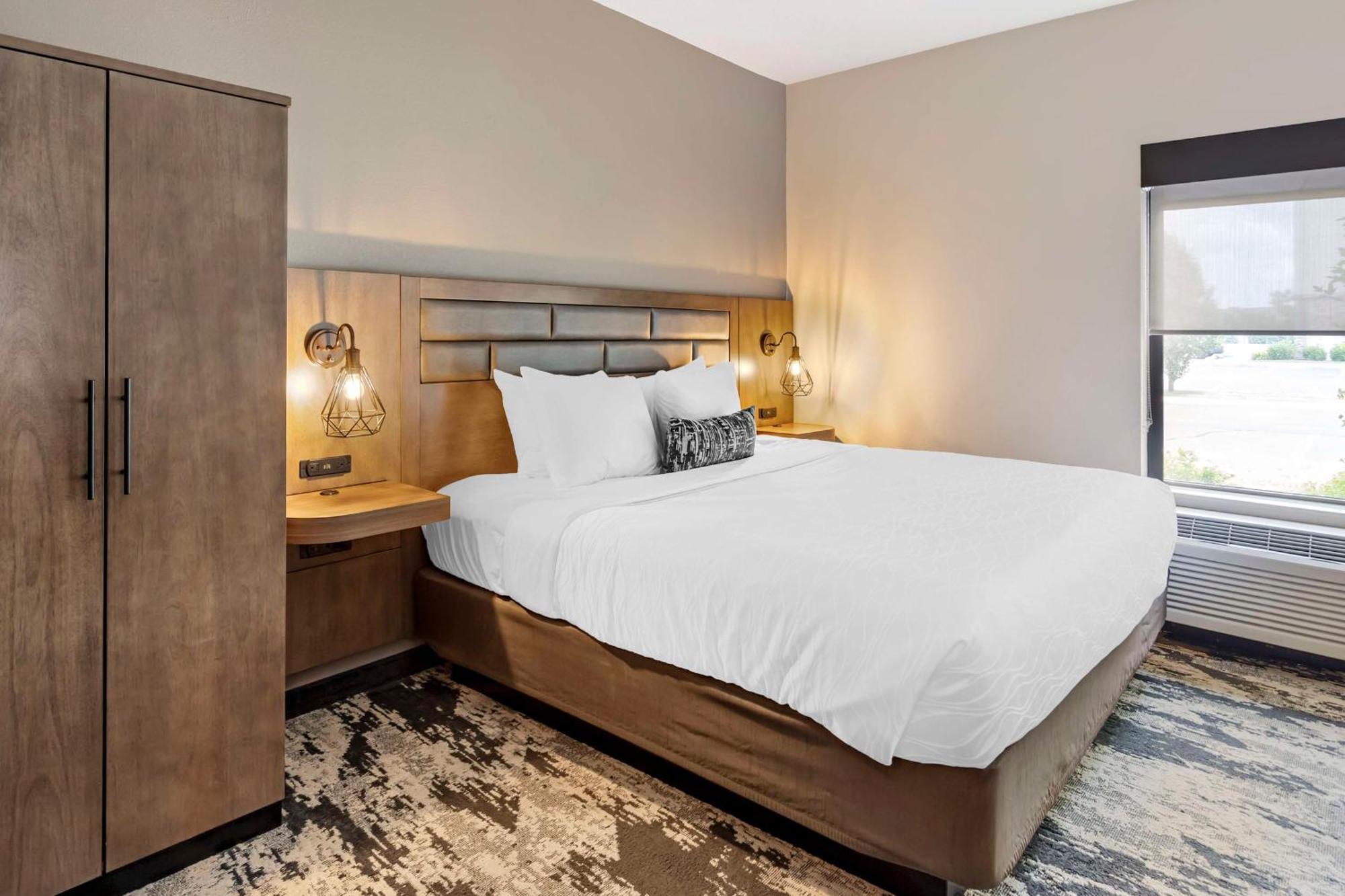 Best Western Plus Bourbonnais Hotel & Suites Luaran gambar